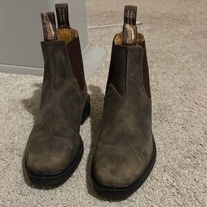 Blundstone Brown Chelsea Boots